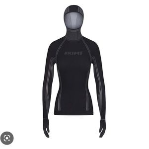 SKIMS first layers top - L